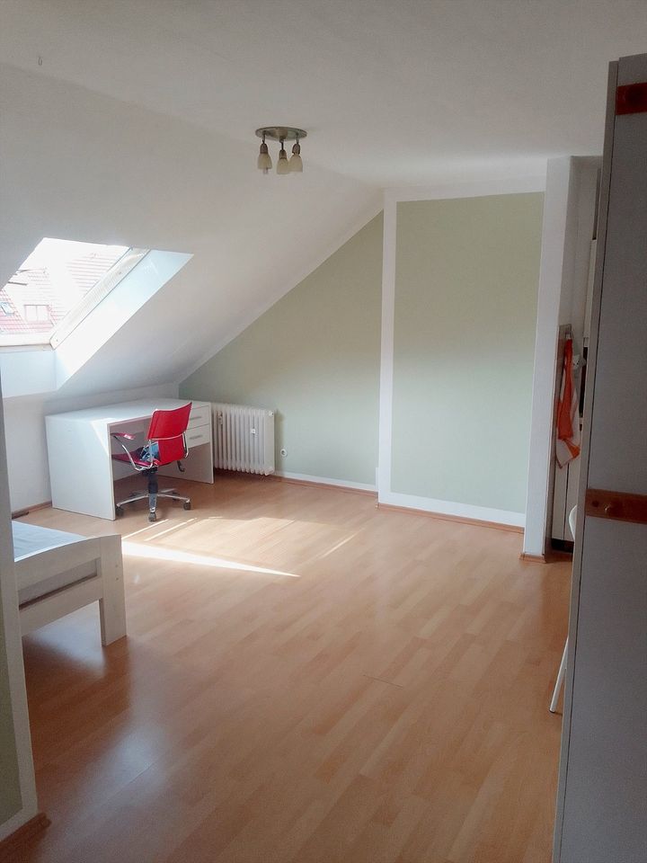 Ruhige 1-Zimmer-DG-Wohnung in Göttingen-Weende