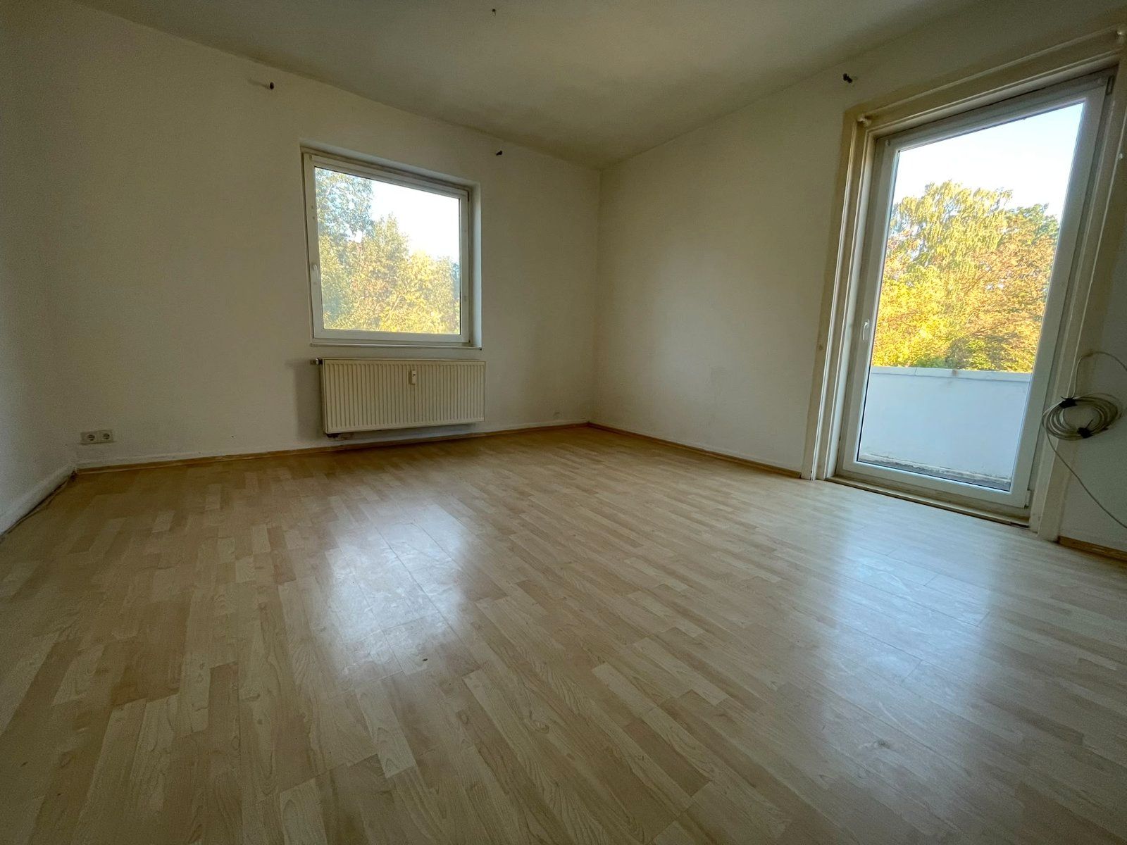 3-Zimmer-Wohnung mit 2 Balkonen & Einbauküche – Bild 2