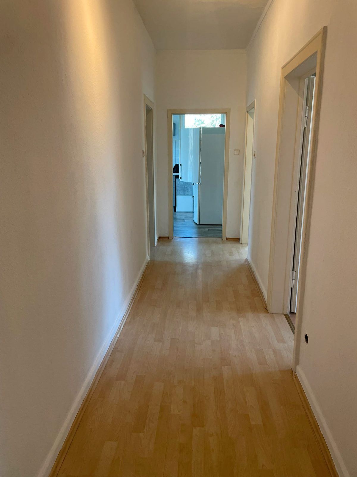 3-Zimmer-Wohnung mit 2 Balkonen & Einbauküche – Bild 4