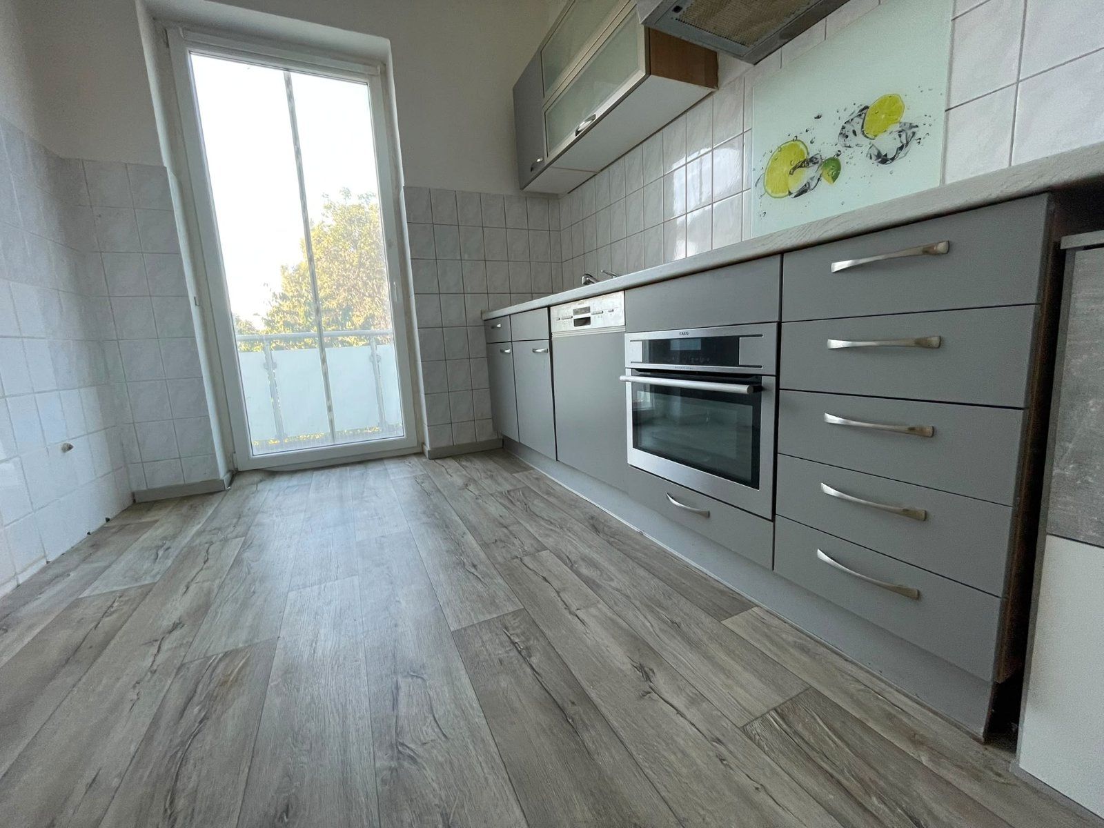 3-Zimmer-Wohnung mit 2 Balkonen & Einbauküche – Bild 9