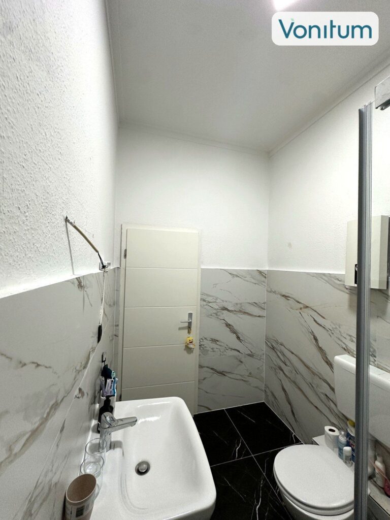 Renovierte 2-Zimmer-Wohnung im EG mit Duschbad in Bochum – Bild 9